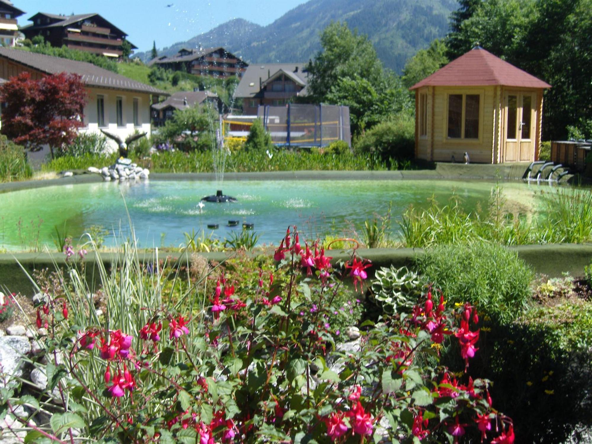 Vista Resort Hostel Цвайзиммен Экстерьер фото
