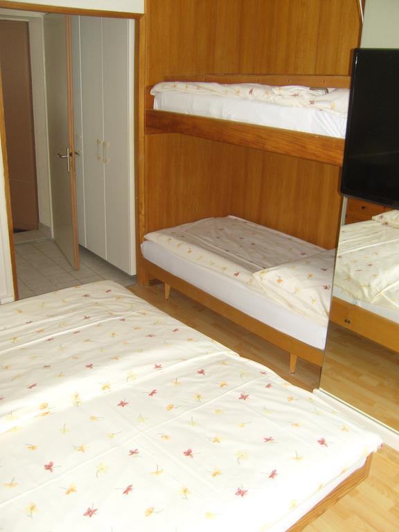 Vista Resort Hostel Цвайзиммен Номер фото